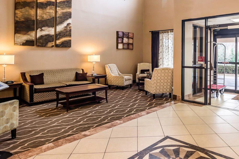 Comfort Suites Columbus State University Area Exterior foto
